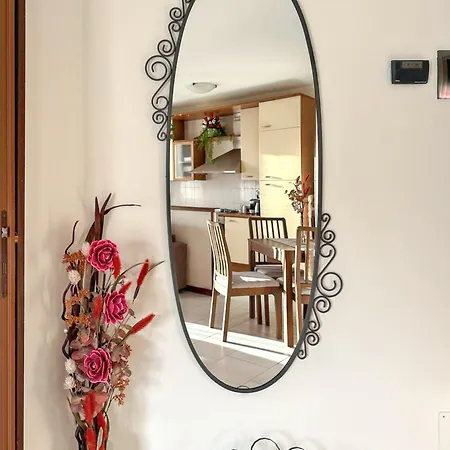 Charming In With Balcony And Parking 60 Sqm