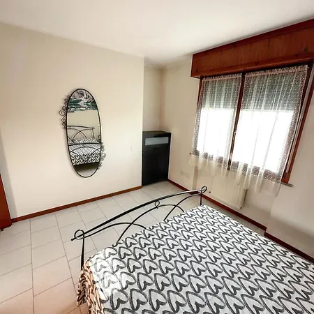 Charming In With Balcony And Parking 60 Sqm * Chiozzola
