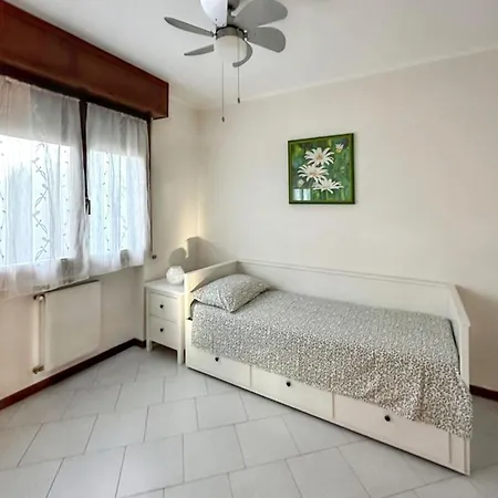 شقة Charming In With Balcony And Parking 60 Sqm *